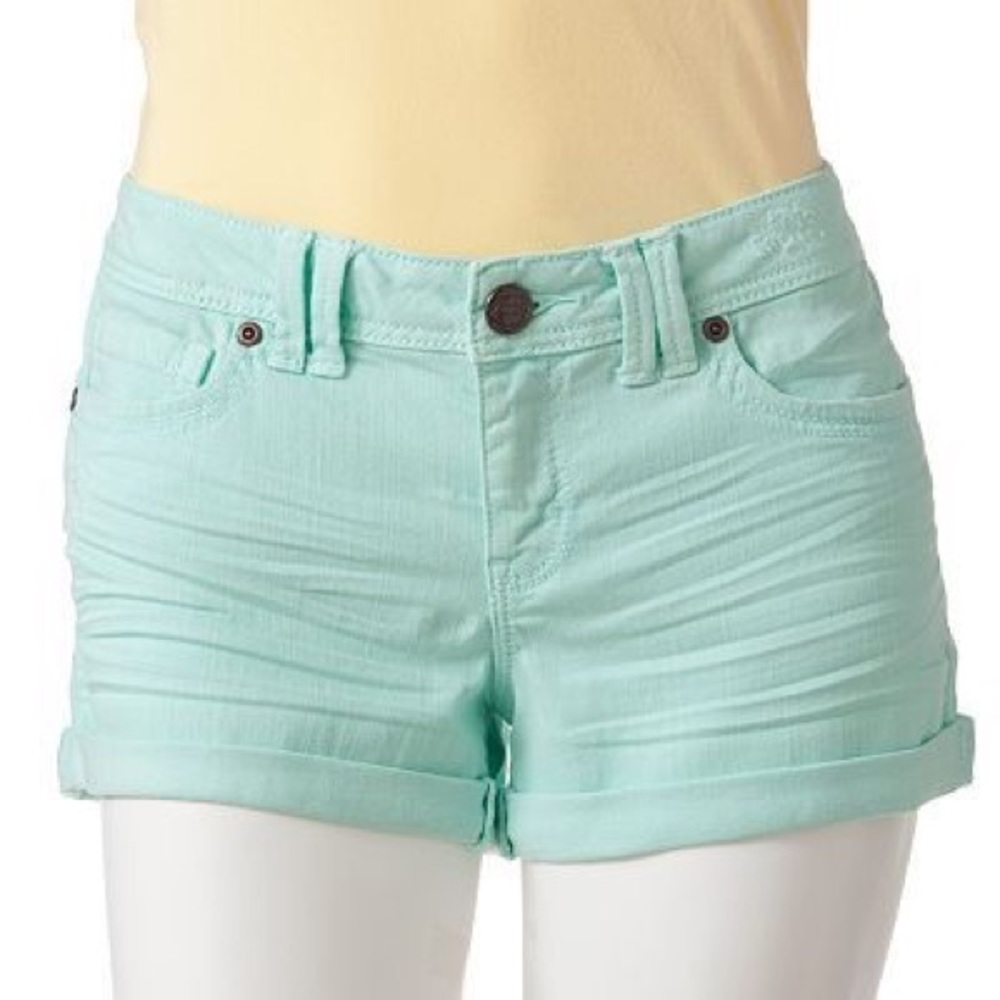 🦋🦄Candie's🍬High-Waist Roll Cuff Shortie Shorts